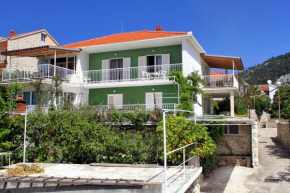 Apartments with a parking space Hvar - 624